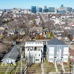 Cultured Coach - Music Row - Mins To Downtown