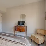 Cultured Coach - Music Row - Mins To Downtown Nashville