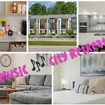 Holiday home Music Family Retreat - Near Airport, Downtown Nashville