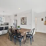 Holiday home 10m To Dt-hottub/pool Tb/karaoke -johnny Cash Hm *