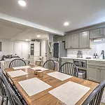 Holiday home Dream Sylvan Park 4 Bed 3 Bath, Lush Outdoor Area