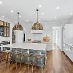 New! Luxury Holiday home