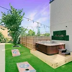 Holiday home 10m To Dt-hottub/pool Tb/karaoke -johnny Cash Hm