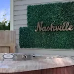 10m To Dt-hottub/pool Tb/karaoke -johnny Cash Hm Holiday home *