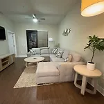 -new-the Nash Luxe, Pool, Gym, Nightlife! * Nashville