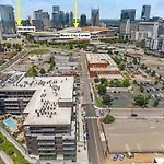 Walk To Broadway- Pool & Cabanas-Luxury Suite