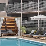 Walk To Broadway- Pool & Cabanas-luxury Apartment Nashville
