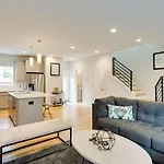 The Myrtle By Local Holiday home