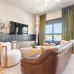 The Western Wing By Local * Nashville
