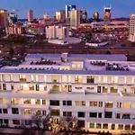Downtown Luxury Pool Gym Free Parking 312 *