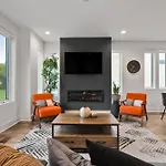 New Modern 4Br Extended Stay - Fully Equipped - Workspace - Parking