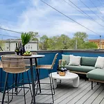 Sleeps 24 Rooftop Game Room Outdoor Spaces Just 10 Min To Broadway Outrider By Avantstay
