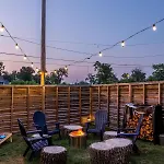 Speakeasy Game Room, Hot Tub, Fire Pit, King Bed - Close To Downtown Holiday home