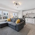 1st Flr Escape Downtown & Spots Nashville
