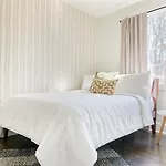 Harmony House Aparthotel