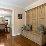 Holiday home The Eloise By Local Nashville