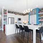 Holiday home Ladies Lounge By Local *