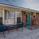 Holiday home The Graycroft By Local Nashville