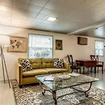Holiday home The Berrywood By Local
