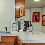 Holiday home The Berrywood By Local Nashville
