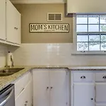 The Emmy Lou By Local Holiday home
