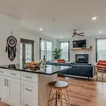 The Sage Estate By Local Holiday home