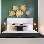 New Build Sleeps 12 2 Modern Design Near Downtown *