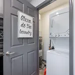 Holiday home The Good Vibes By Local *