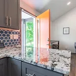 Holiday home The Carpe Diem By Local Nashville