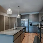 The Houston Flat - Monthly Furnished Rental! By Stay Local Nashville