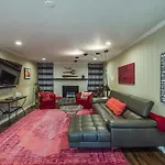 The Graycroft By Local Nashville