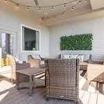 Holiday home Fern Village By Local Nashville