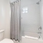 The Alabaster By Local Holiday home
