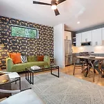 Holiday home The Jasmine On Wedgewood By Local