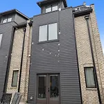 West End Oasis-new Building & Rooftop Views * Nashville