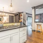 The Mont Rose By Local Holiday home