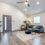 Holiday home The Good Vibes By Local