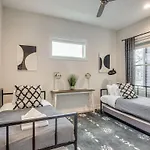 Holiday home The Rooftop Retreat By Local Nashville