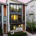 9th Avenue By Avantstay Holiday home *