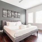 Holiday home The Taylor By Local Nashville