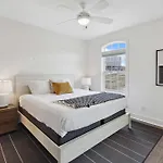 West End Oasis-new Building & Rooftop Views Nashville