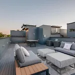 The Rooftop Retreat By Local Holiday home