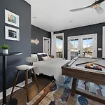 Diamonds & Rhinestones Holiday home *