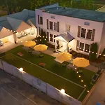 Aparthotel Harmony House
