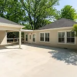 Holiday home The Eloise By Local Nashville