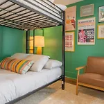 Ladies Lounge By Local Holiday home Nashville