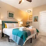 Holiday home The Star By Local
