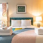 Holiday home The Star By Local Nashville