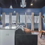 Apartment New Studio- 2 Beds 7 Mins To Dt