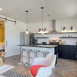 The Carter By Avantstay Apartment